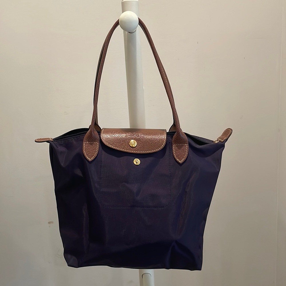 Small Le Pliage Nylon Shoulder Tote
LONGCHAMP